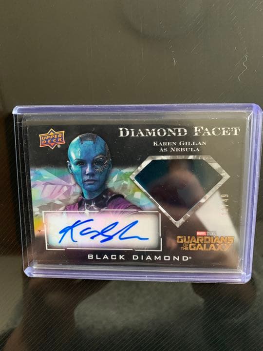 アベンジャーズ　Karen Gillan 直筆サインカード ネビュラ　49枚限定