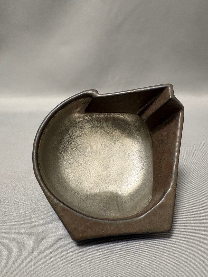 山下幾太郎　鉄黒プラチナ彩幾何ぐい呑