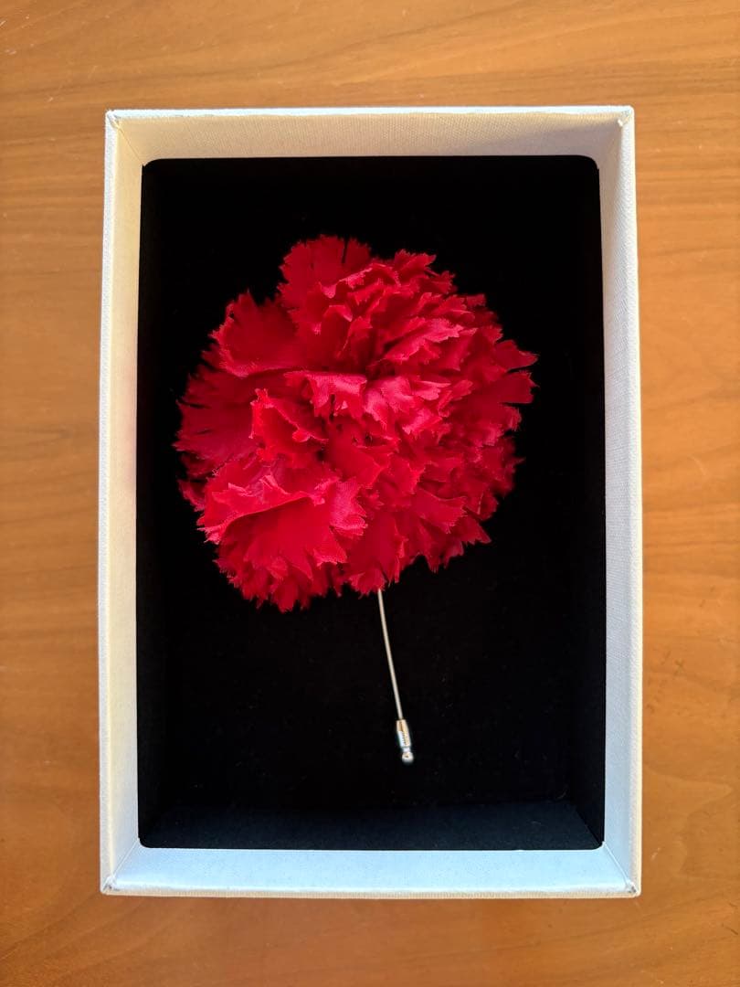 CELINE ブローチ フルールセリーヌウイエラペルピン