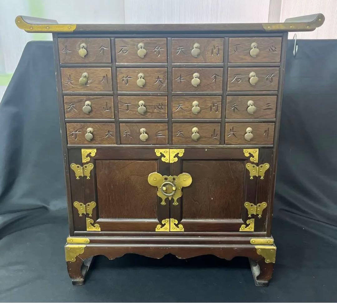 桃*郎様 李朝家具　ヤクジャン　薬箪笥　小引き出し　彫文字　飾り金具　ヂェスト