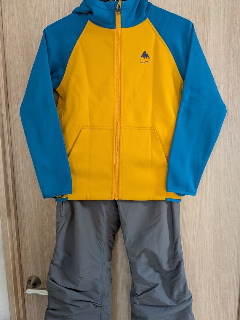Burton スノーボードウェア 子供用 Mサイズ
