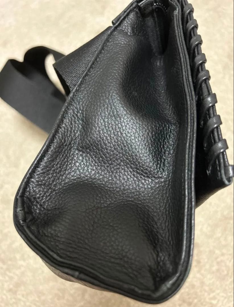 ear PAPILLONNERバック