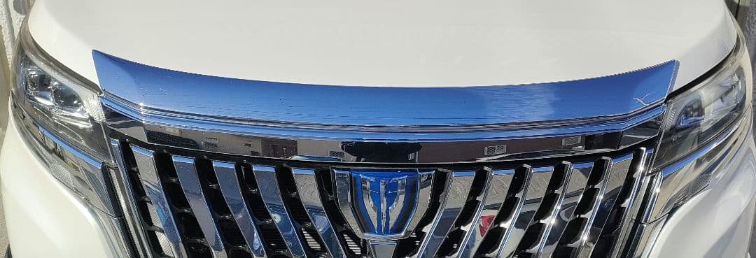 80系ノア エスクァイア　モデリスタ　フードガーニッシュ