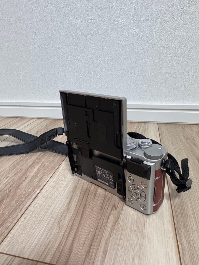 【本体のみ】Fujifilm X-A3 ミラーレスカメラ ボディブラウン