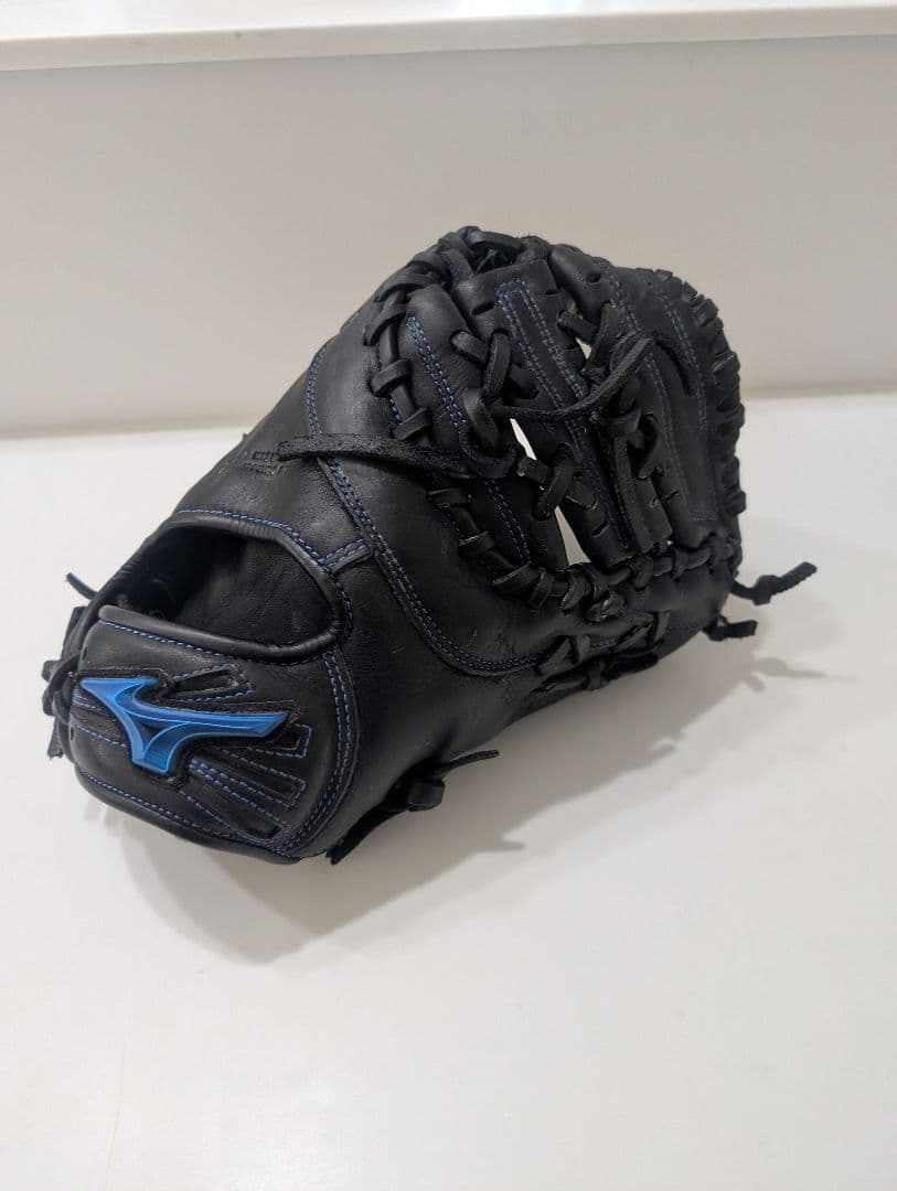 【アイルトン】ファーストミット　 野球