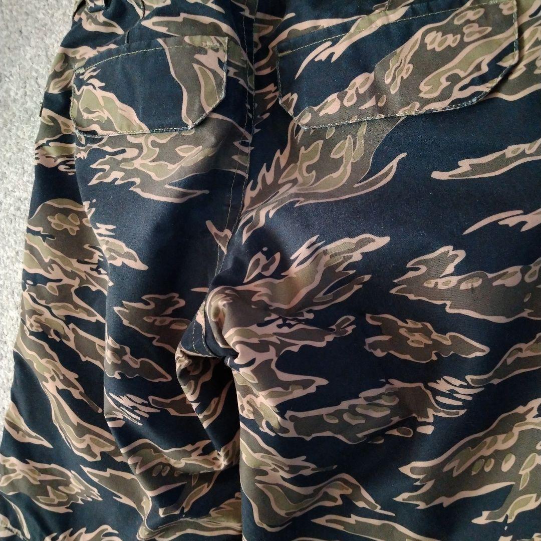 【K】【BURTON】キッズ　スキー＆スノボウェア上下　XS 120