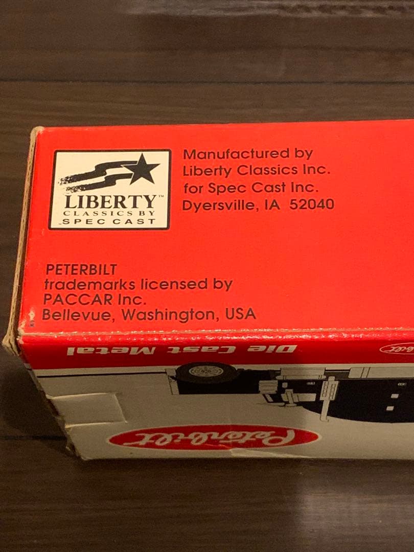 LIBERTY Classic ピータービルト　ダイキャストミニカー