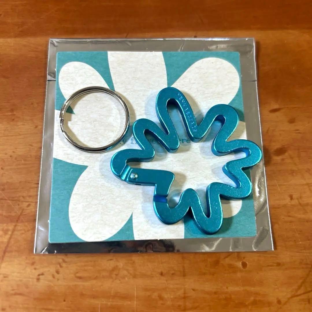 藤井風 カラビナ 花 水色 ライトブルー