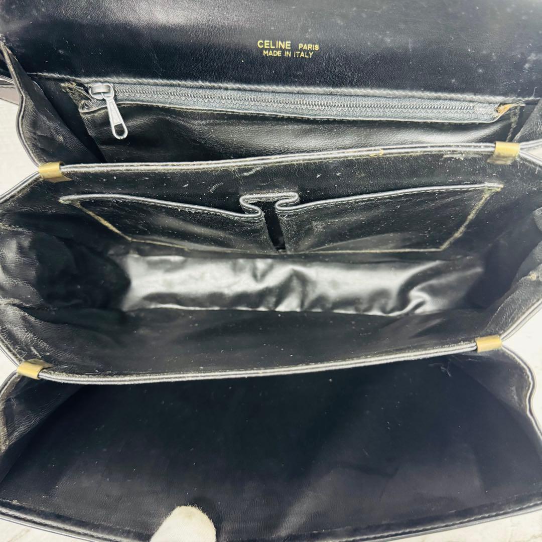 ✨CELINE✨セリーヌ✨馬車金具✨レザー✨ショルダーバッグ✨
