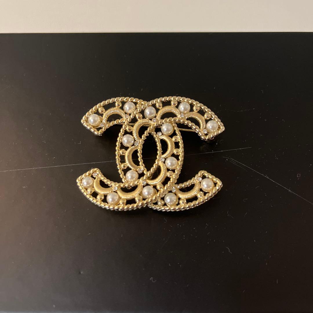 CHANEL ダブルCロゴブローチ ゴールド