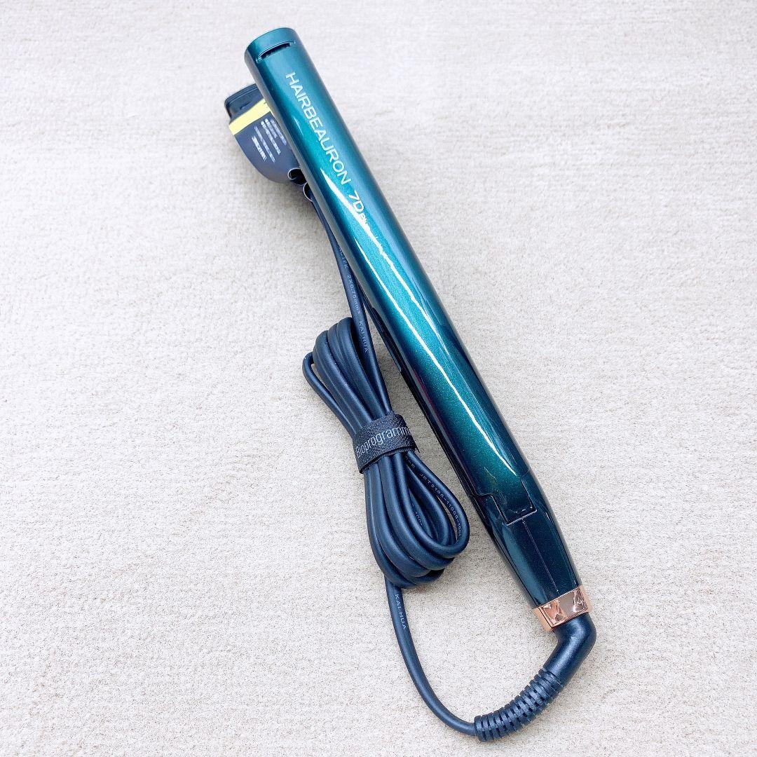 ほぼ未使用品☀付属品完備 ヘアビューロン　7D plus ストレート