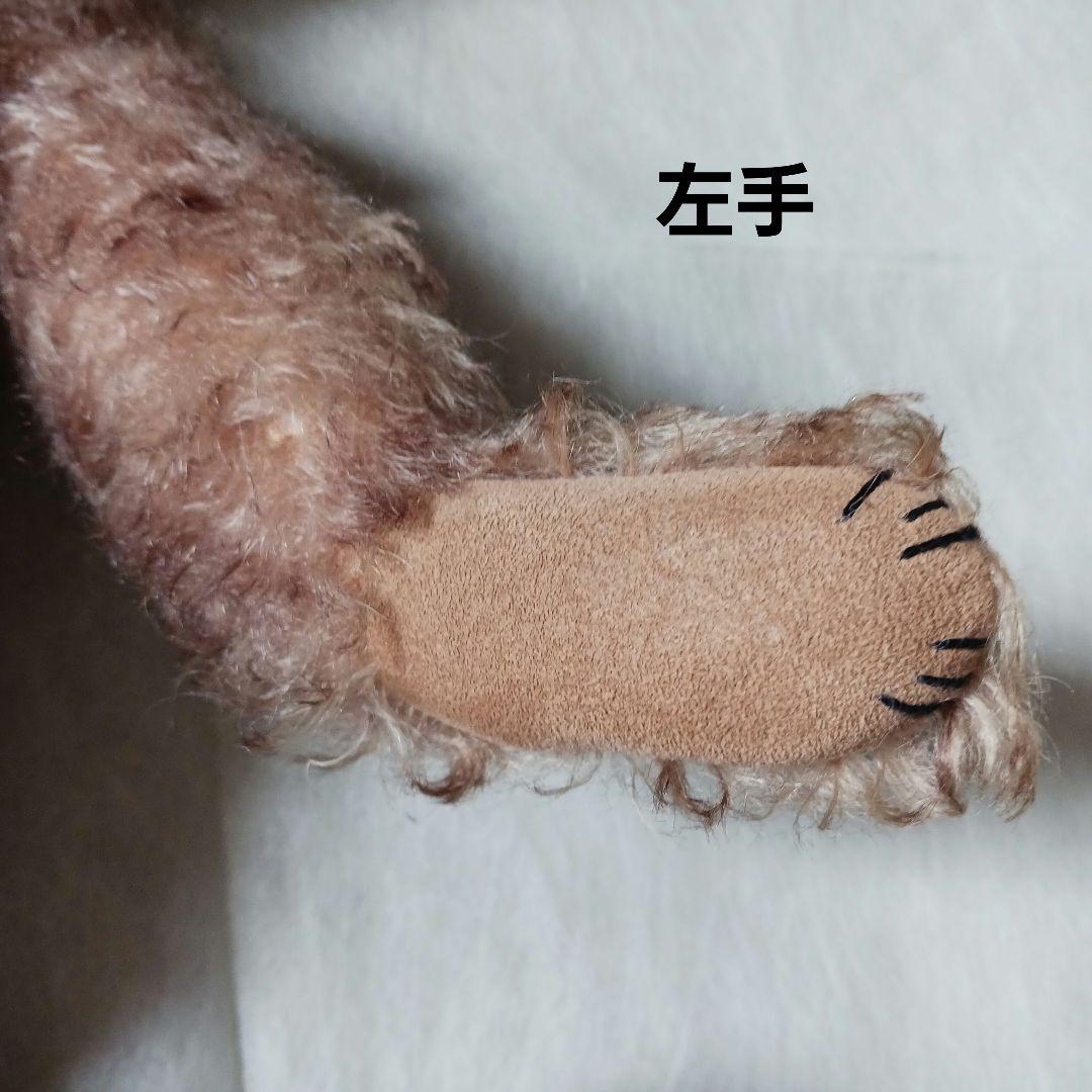 作家様のテディベア　傾けると「グー」と鳴きます