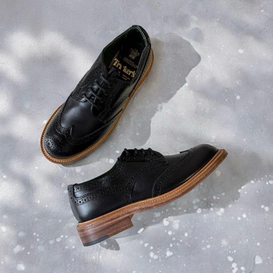 定価7万Tricker's 黒 ウィングチップシューズトリッカーズ24㎝革靴