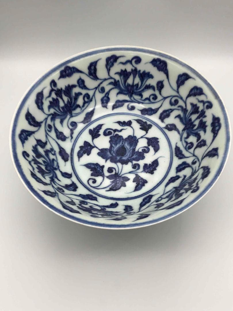 明宣德時代 【大明宣德年製】在銘 染付 御製青花吉瑞唐草花卉文(C-60)