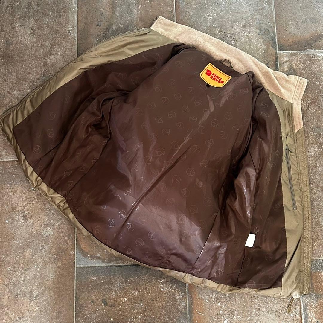 FJALL RAVEN フェールラーベン ダウンジャケット　サイズ　収納袋付　M