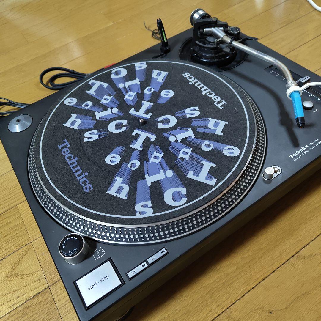 Technics SL-1200MK3D ターンテーブル　①