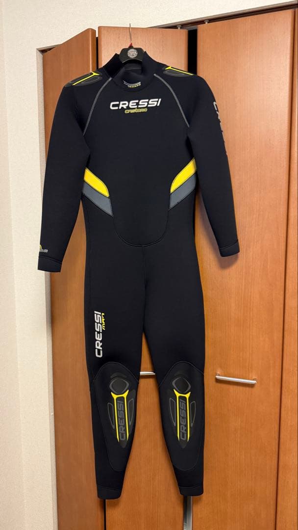 CRESSI クレッシー　ウェットスーツ5mm Casroro Mサイズ(M3)
