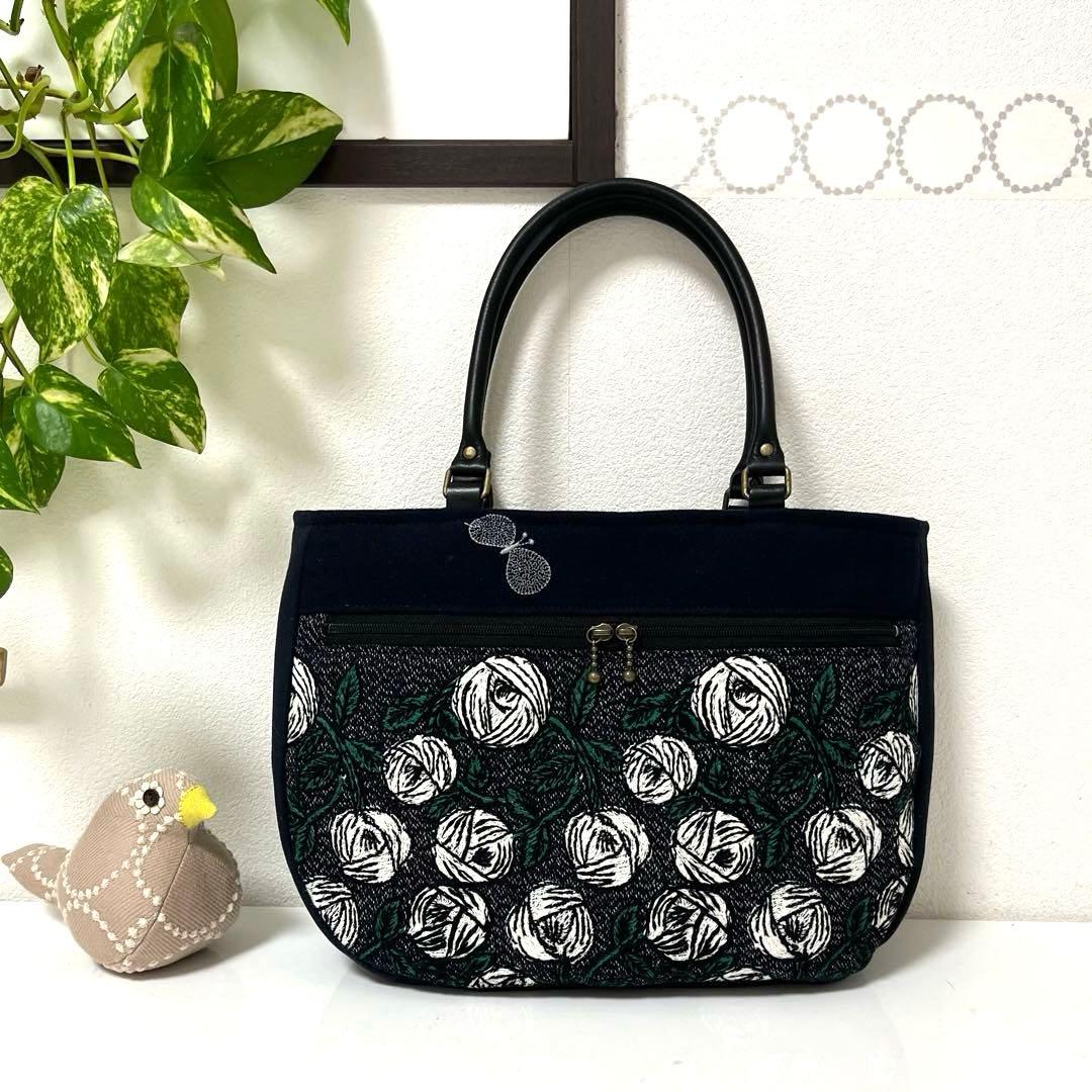 ミナペルホネン　ハンドメイドバッグ　マチ付きトートバッグ