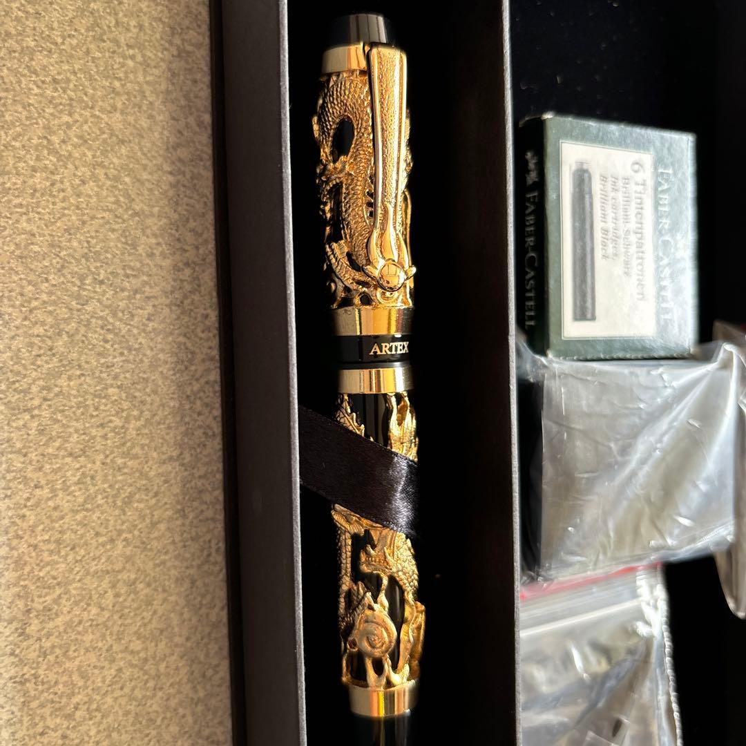 ARTEK 万年筆 シールドラゴン金色