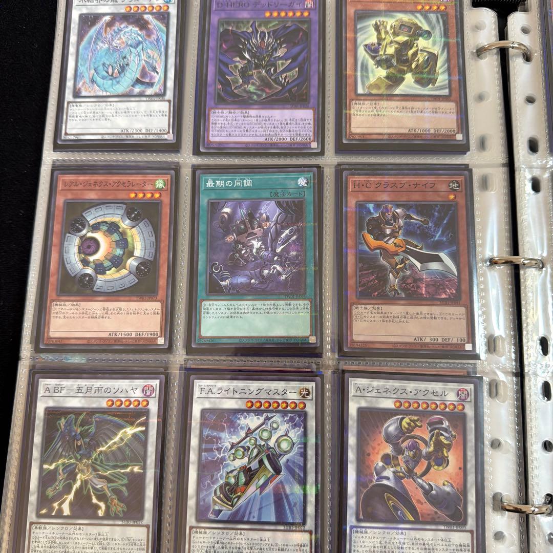 カードホルダー 合計 約150枚 入っています。 カードは汚れはありません。