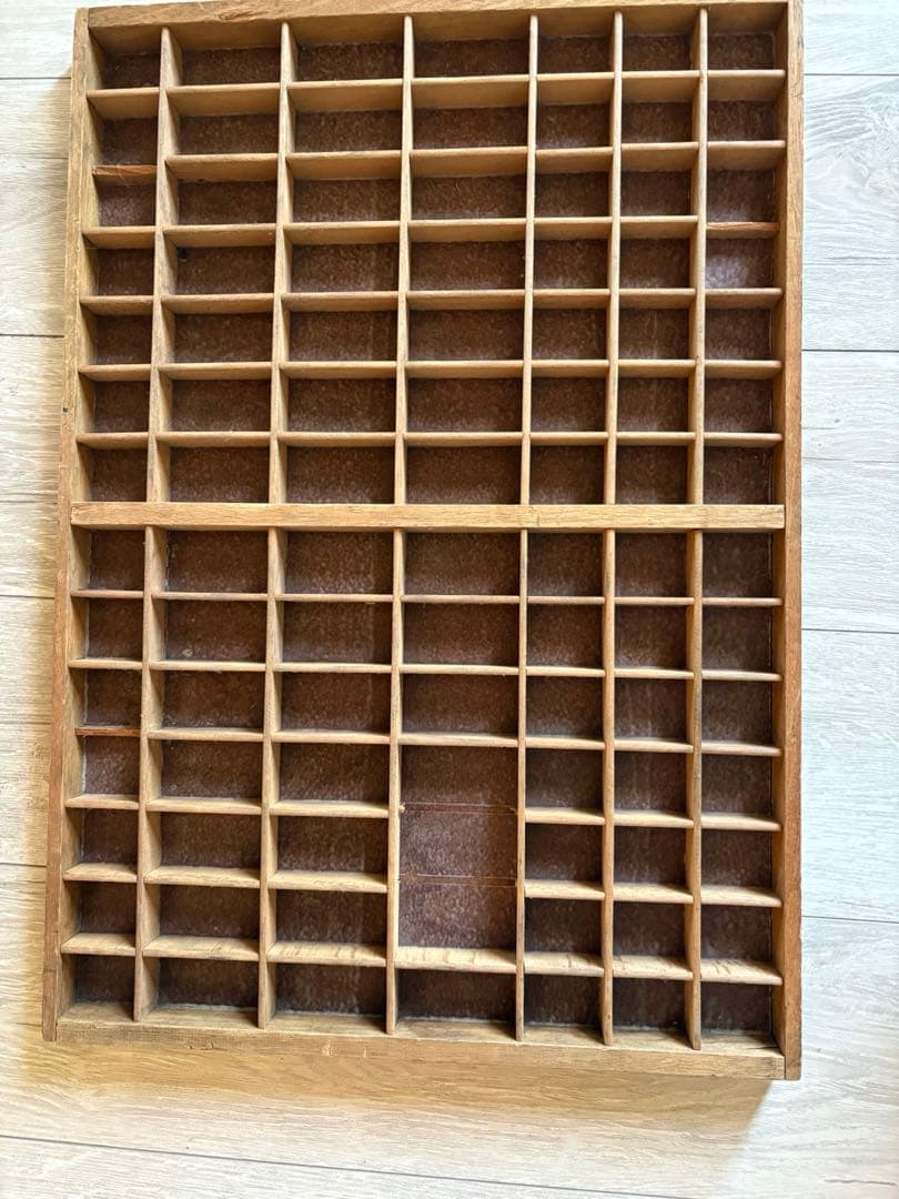 木製　ヴィンテージ ディスプレイボックス　パリ蚤の市で購入