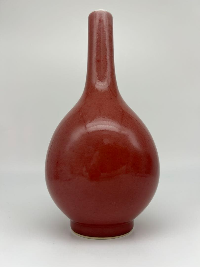 中国清朝　乾隆年製紅釉長頸瓶骨董　唐物　アンティーク　古美術品　骨董　江戸　青磁