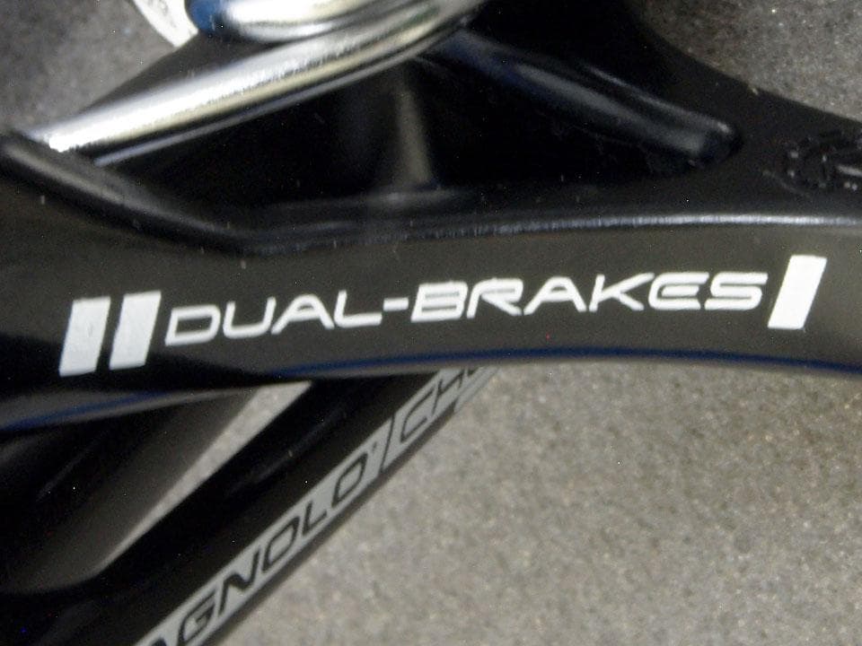 カンパニョーロ（Campagnolo）コーラス BR11-CH ブレーキ新品