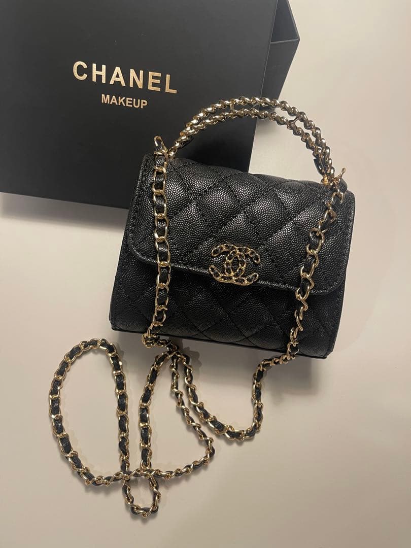 CHANEL ショルダーバッグ ブラック ノベルティ