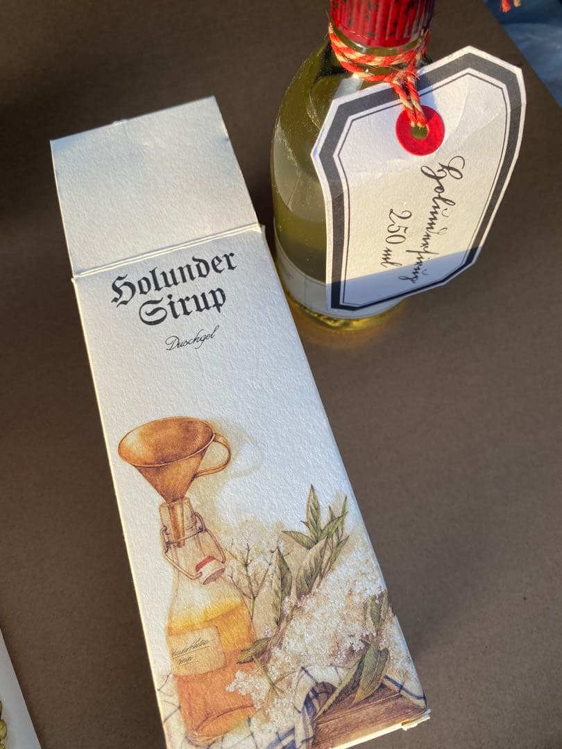 Tradition by FRANK LEDERのボディケアシリーズ3点セット