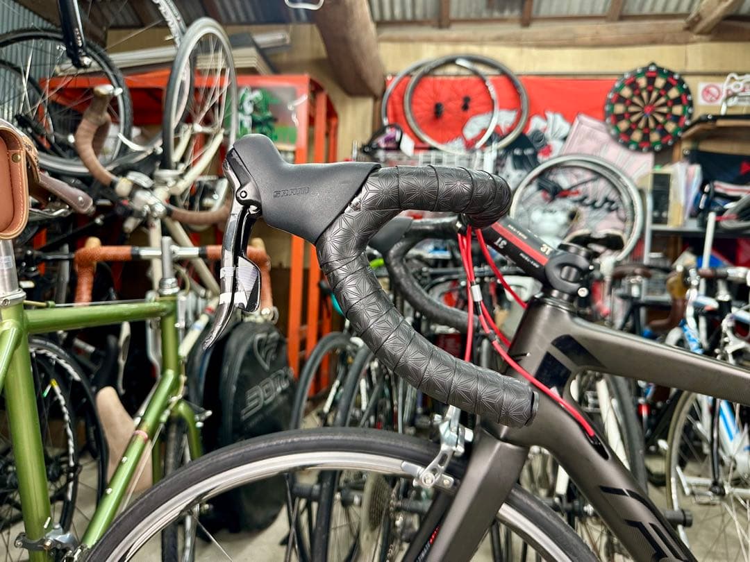 フルカーボン激レア車フェルト FELT Z1基本分解発送送料無料！完成車配送も！