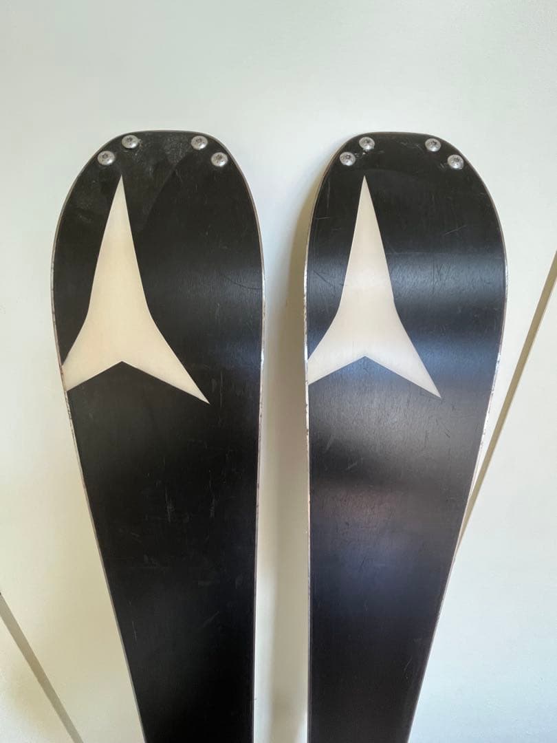 スキー板 ATOMIC All mountain, NOMAD Select