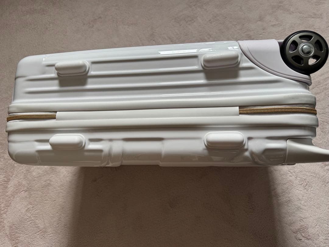 muta ムータ スーツケース キャリーケース ホワイト 32L 機内持込サイズ