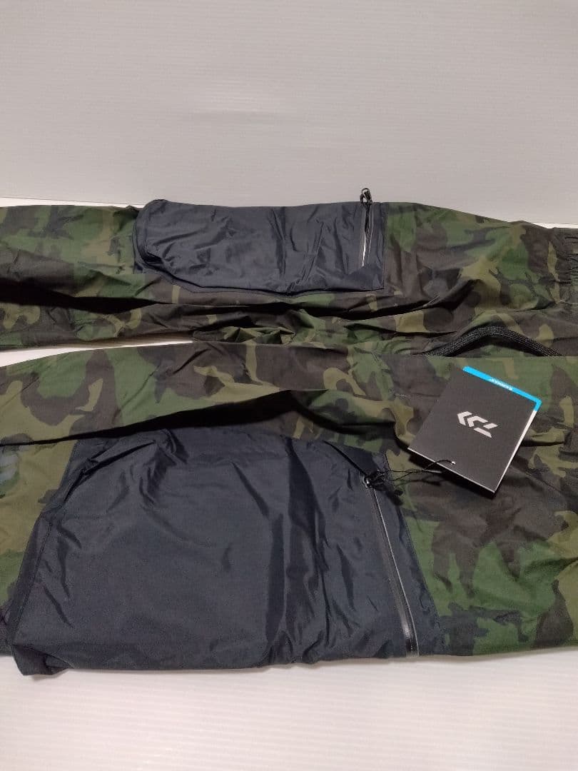 迷彩 ナイロン フィッシングパンツ　ダイワ　レインマックス レインパンツ