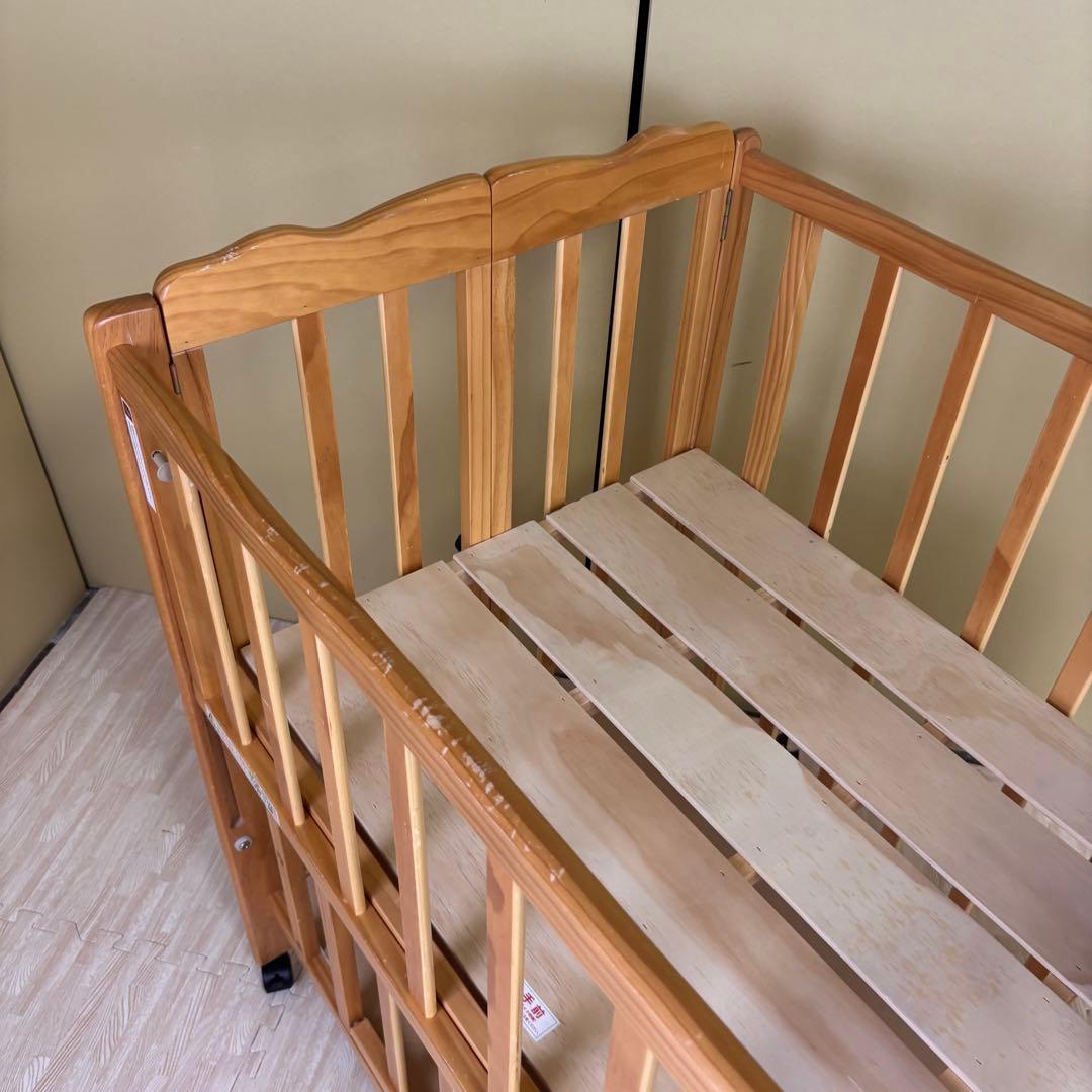 ☆除菌清掃済☆　大和屋　パタン　折りたたみミニベビーベッド　すのこ　ナチュラル