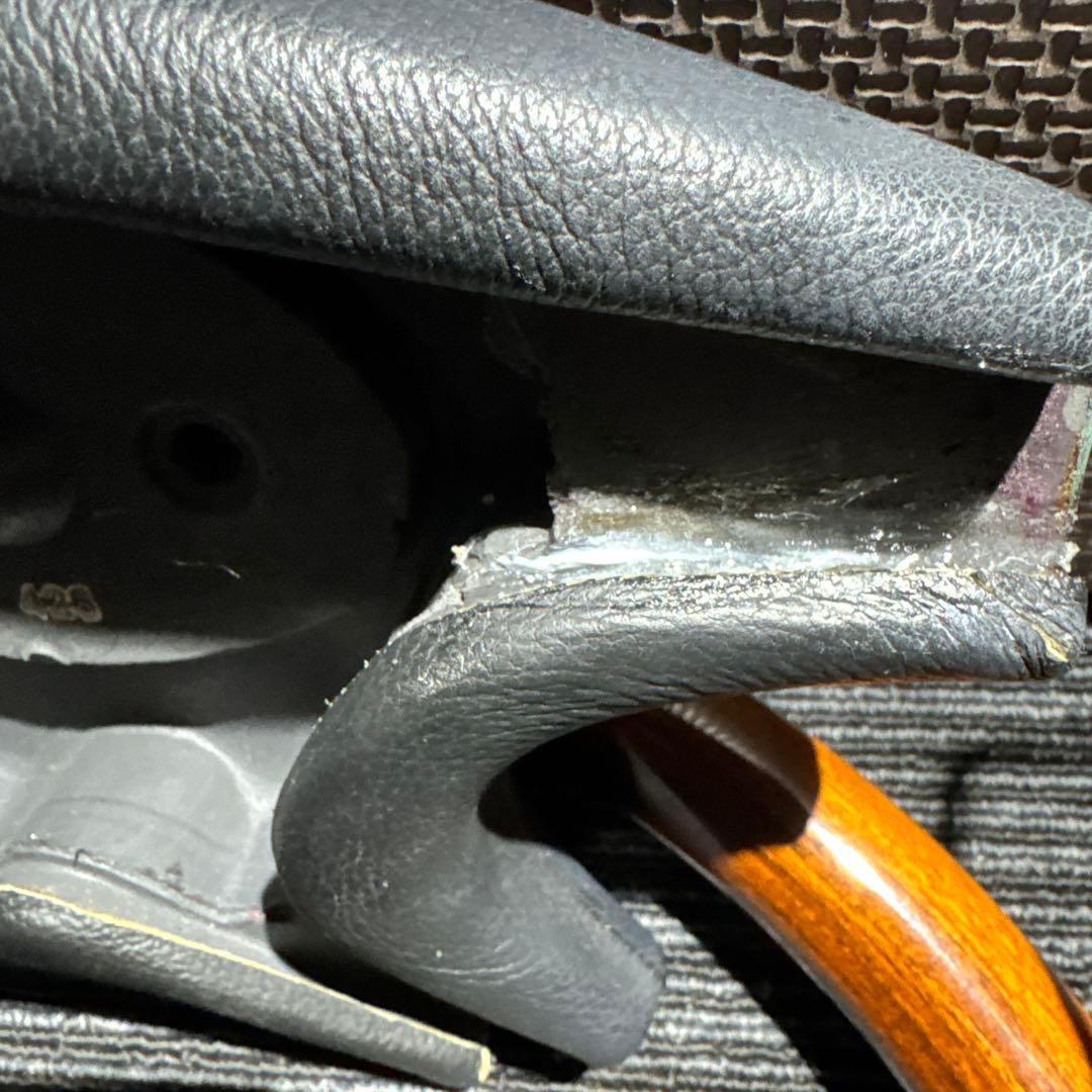 MOMOオリンピック3 REGAL(リーネルレザーウッドマホガニー)廃盤・激レア