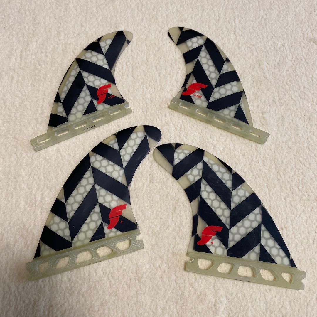 フューチャーフィン　F4クアッド　ハニカム