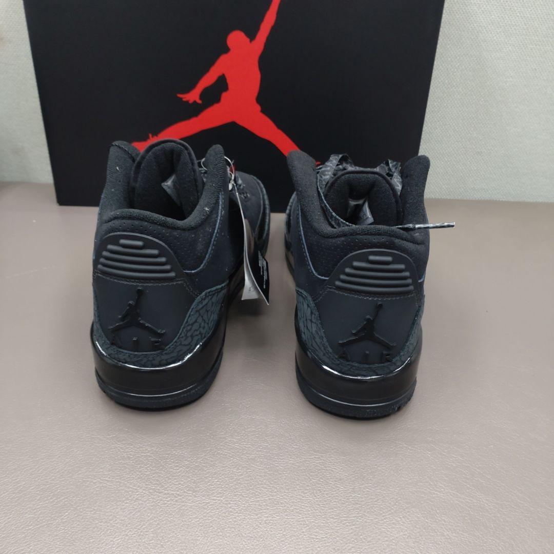 エアージョーダン３ブラックキャット