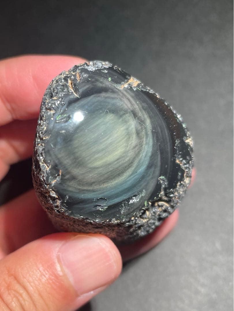 研磨品　十勝石玲瓏　レインボーシラー