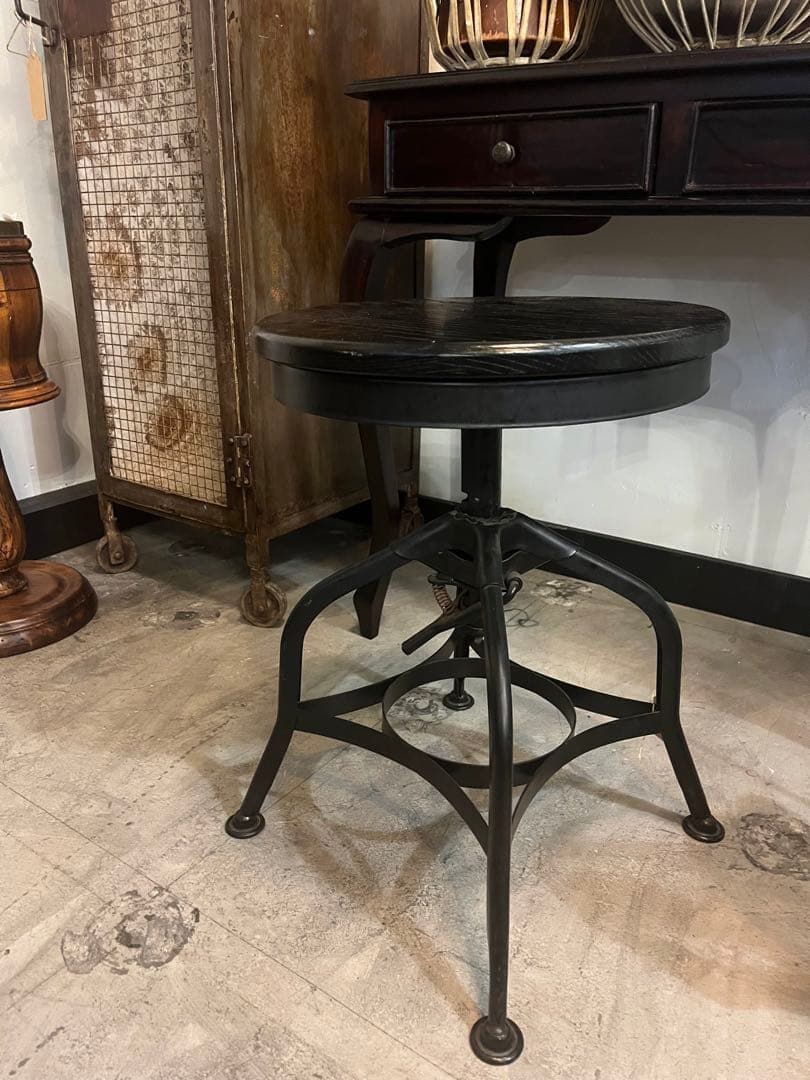 ヴィンテージ　インダストリアルスツール