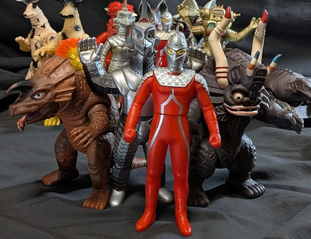 ウルトラセブン＆登場怪獣・宇宙人（バンダイ）ソフビフィギュア15体セット