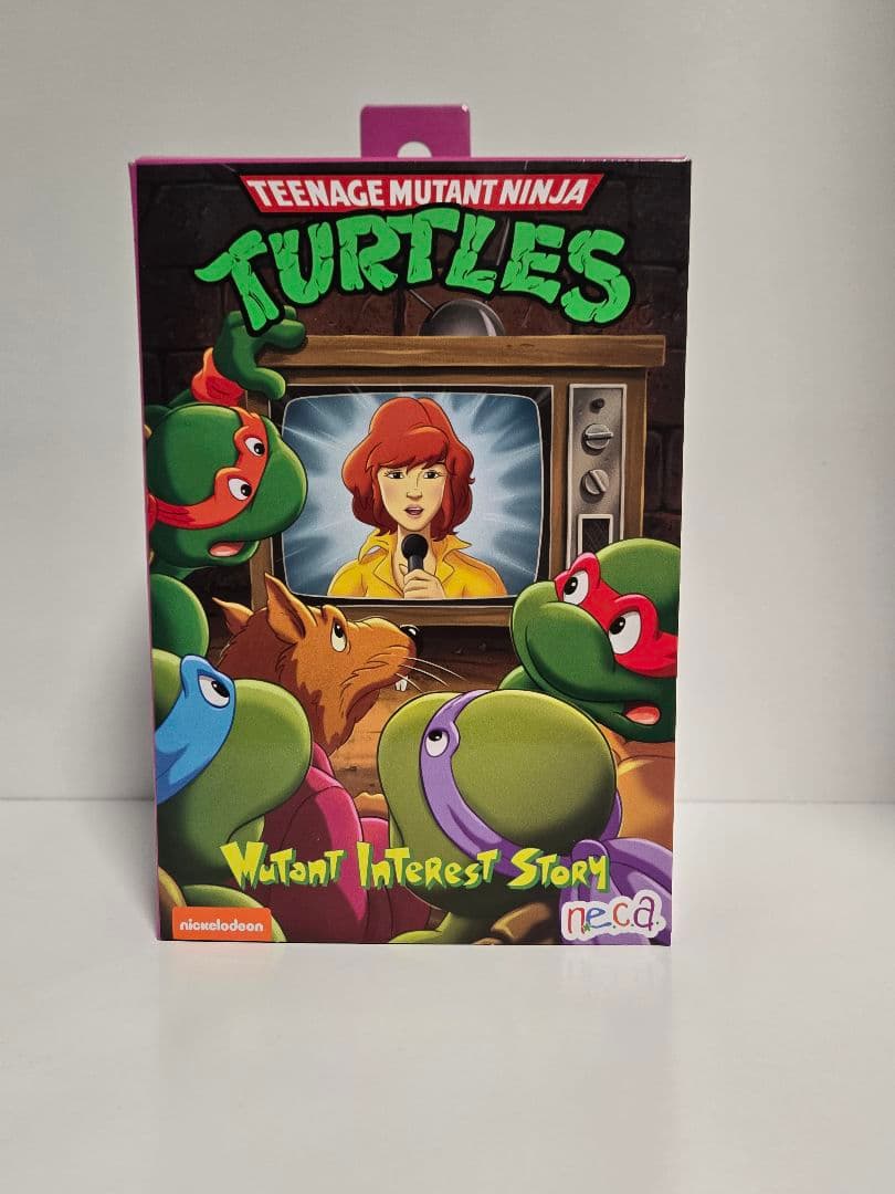 NECA ティーンエイジ・ミュータント・ニンジャ・タートルズ エイプリルオニール