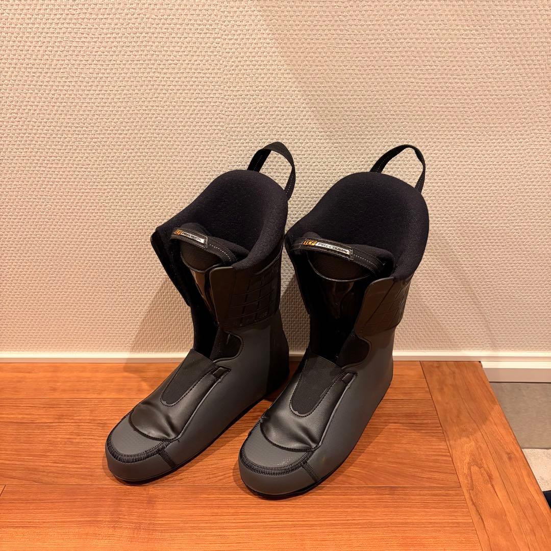 ノルディカ　スキーブーツ　27/27.５cm