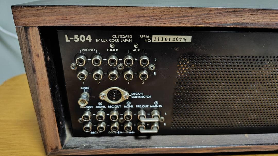 プリメインアンプ LUXMAN L-504 真空管アンプ ウッド仕上げ