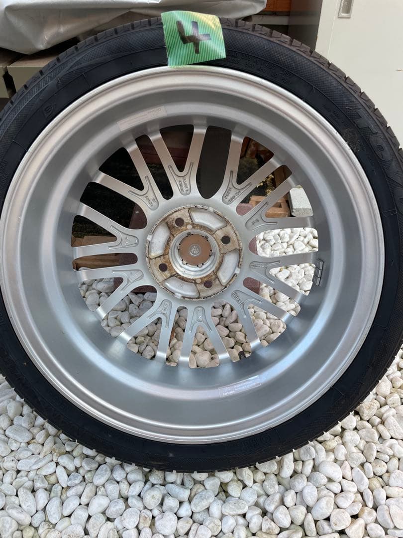 ゆ*ぃ様 [希少サイズ] Carlsson 1/10RSR 16インチ5J 4本