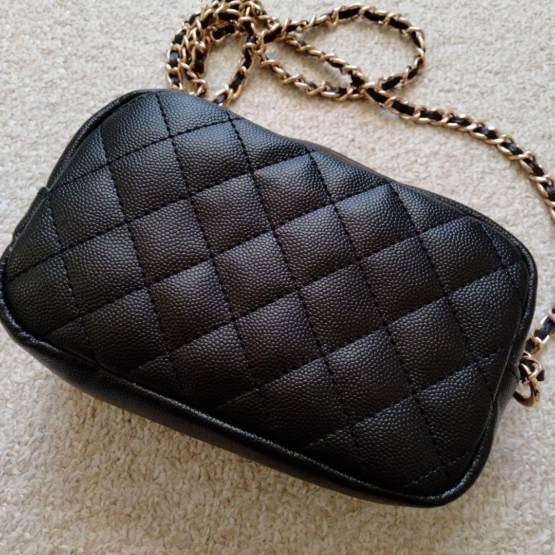 CHANEL ショルダーバッグ ノベルティグッズ 1/3までの出品です!!