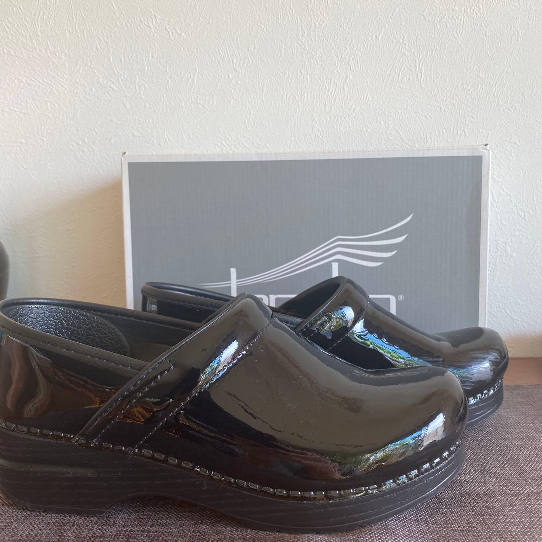 dansko プロフェッショナル　ブラックパテント　38