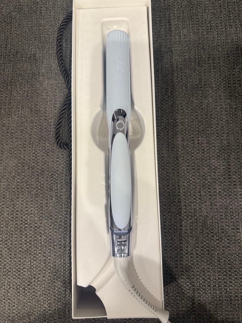 リファビューテック　ストレートアイロン　Refa 中古