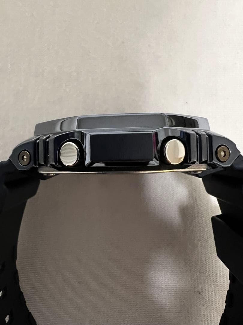 コ*読様 美品G-SHOCK GM-2100N-2AJF ダークブルー