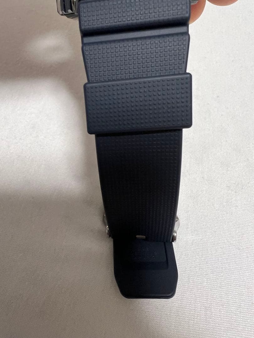 コ*読様 美品G-SHOCK GM-2100N-2AJF ダークブルー