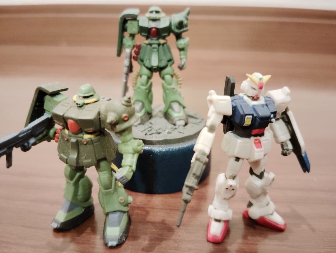 初代　機動戦士ガンダム　フィギアセット　ソフビ（オマケ付き）